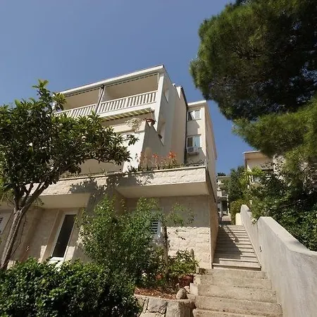 In With Sea View, Terrace, Air Conditioning, Wifi 75-8 * Brela